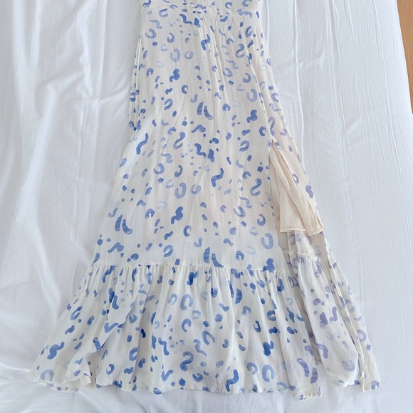 Reformation Nantes dress in March leopard size 2 - Picture 3 of 5